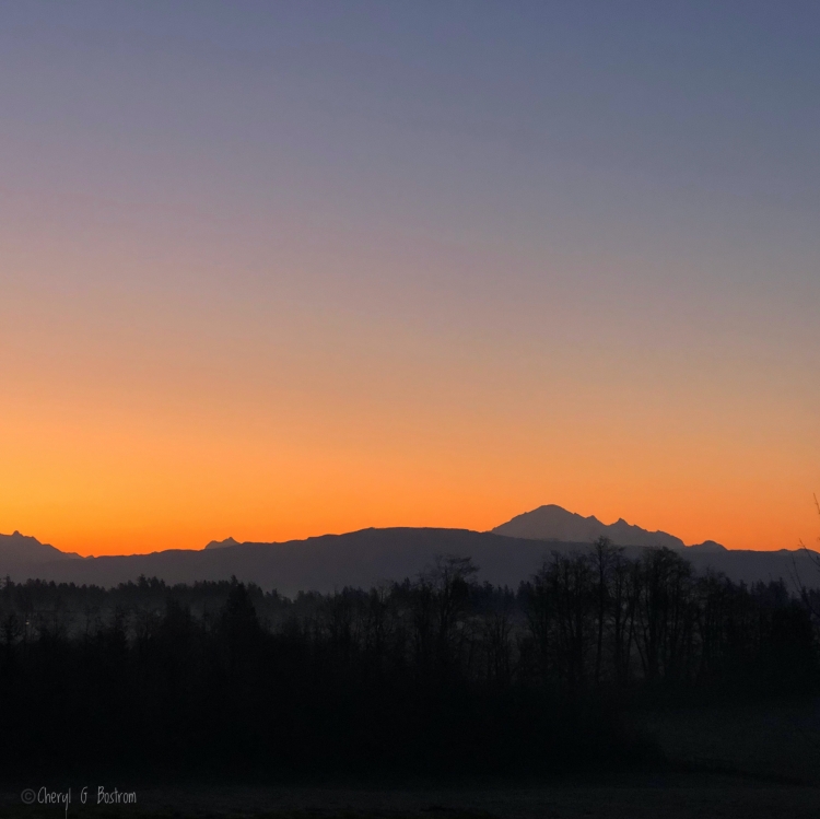 Orange-Mt-Baker-sunrise